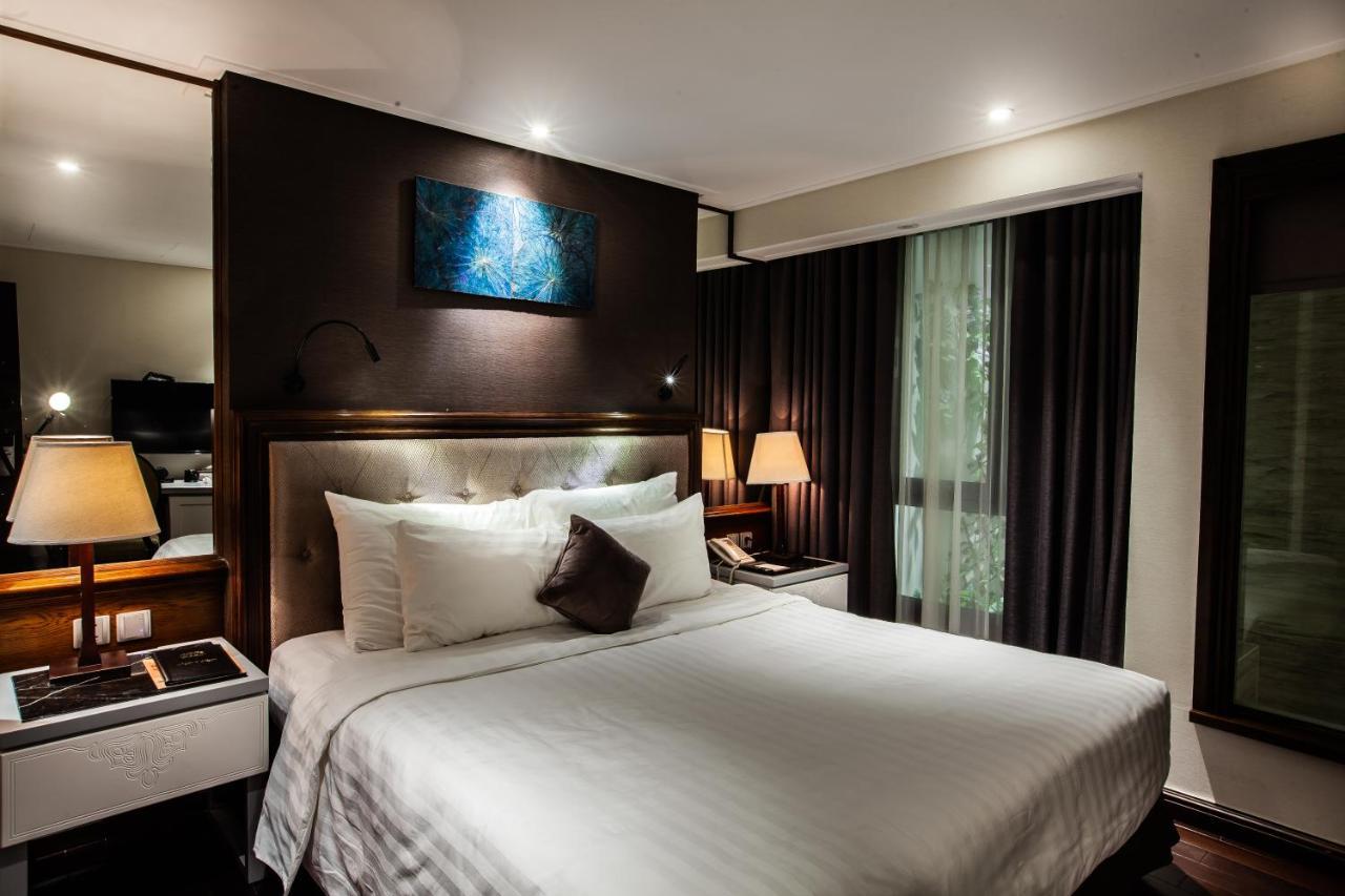 Отель The Chi Boutique 4*