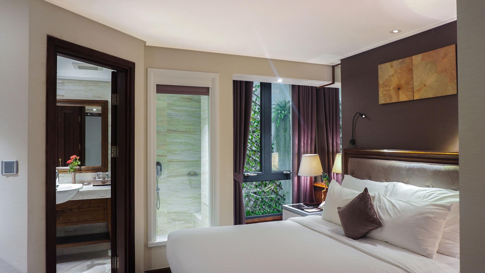 The Chi Boutique Hanoi